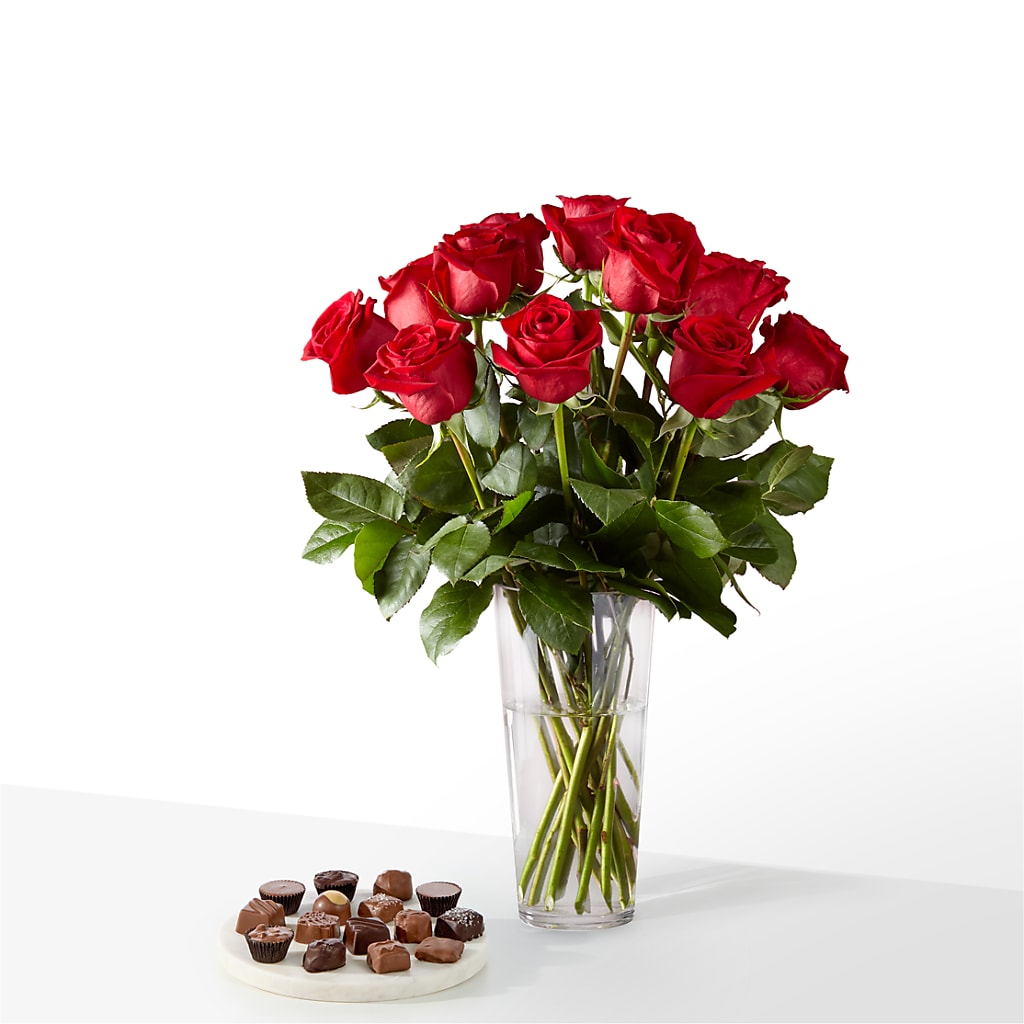 Romantic Long Stem Red Rose Bouquet Bundles – T BEARS FLORIST & GIFTS, Columbus OH