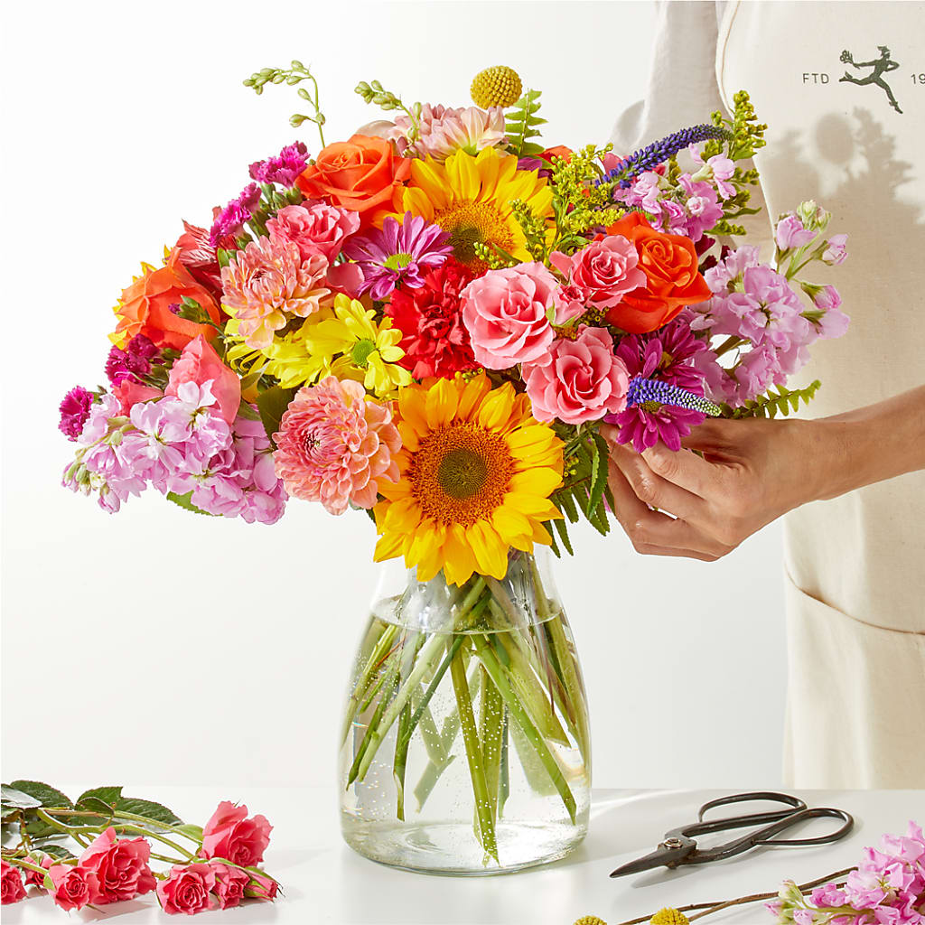 Cue the Confetti - A Florist Original – T BEARS FLORIST & GIFTS, Columbus OH