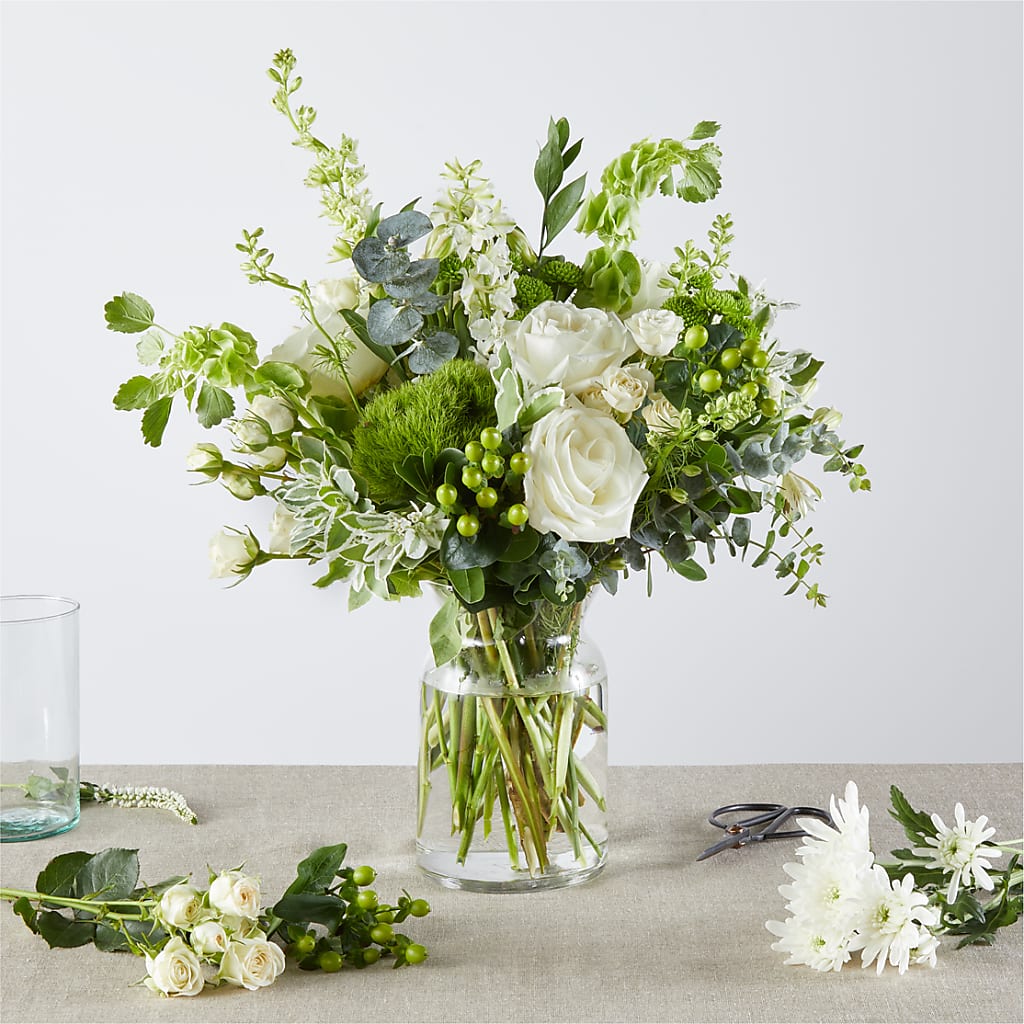 Irish Garden - A Florist Original – T BEARS FLORIST & GIFTS, Columbus OH