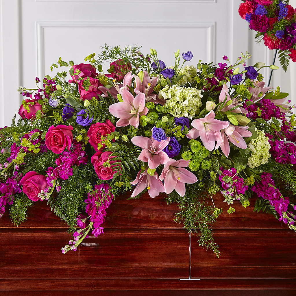 Radiant Tribute Casket Spray – T BEARS FLORIST & GIFTS, Columbus OH