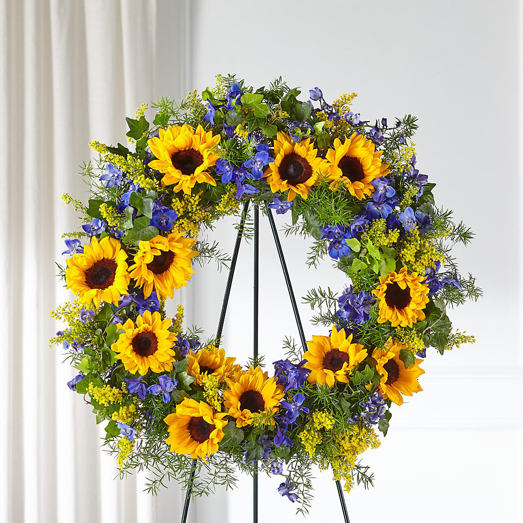 Bright Rays Wreath – T BEARS FLORIST & GIFTS, Columbus OH