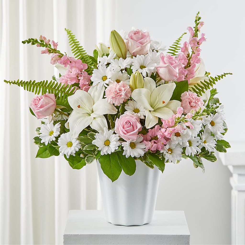 Soft Touch Tabletop Basket – T BEARS FLORIST & GIFTS, Columbus OH