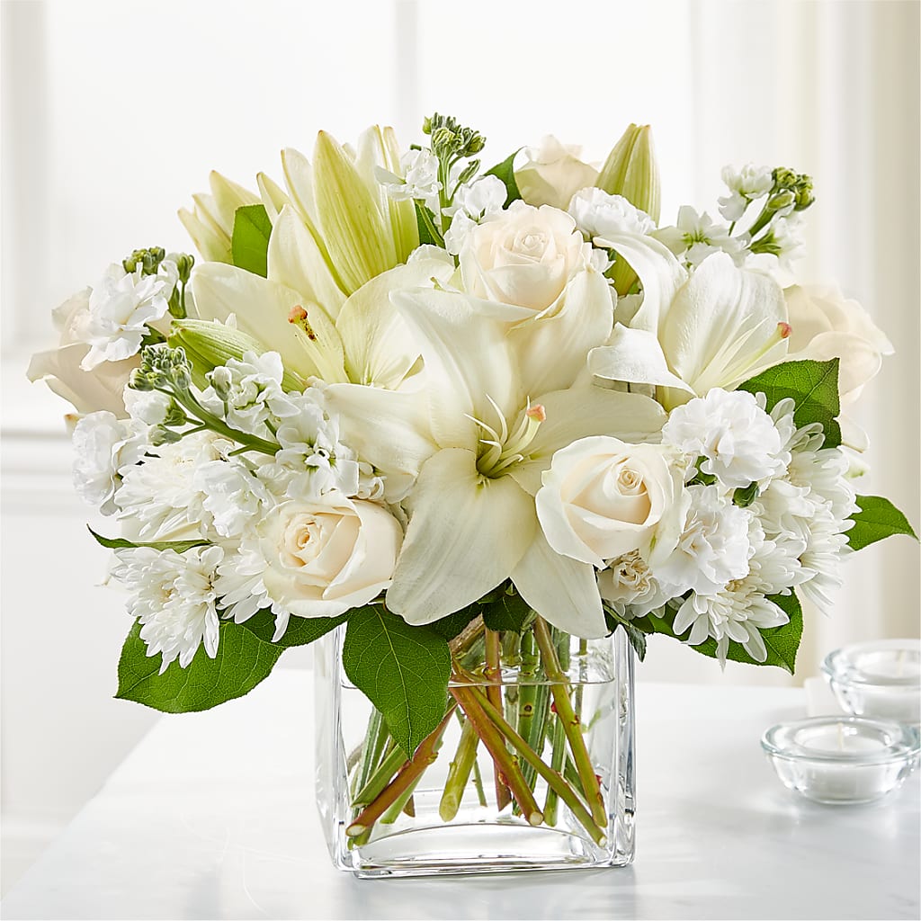 Gentle Breeze Bouquet – T BEARS FLORIST & GIFTS, Columbus OH