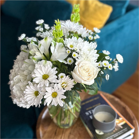 Classic Ivory – A Florist Original – T BEARS FLORIST & GIFTS, Columbus OH
