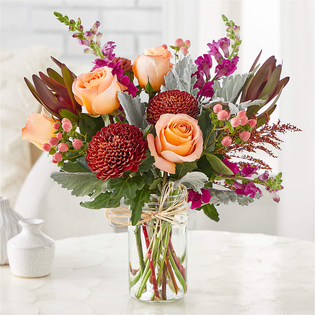 Moody Hues Bouquet – T BEARS FLORIST & GIFTS, Columbus OH