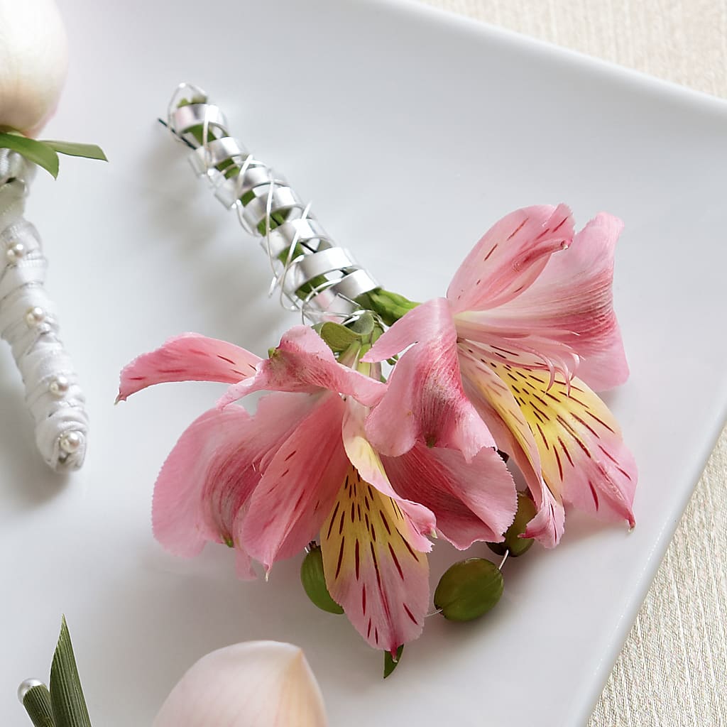 Pink Peruvian Lily Boutonniere – T BEARS FLORIST & GIFTS, Columbus OH