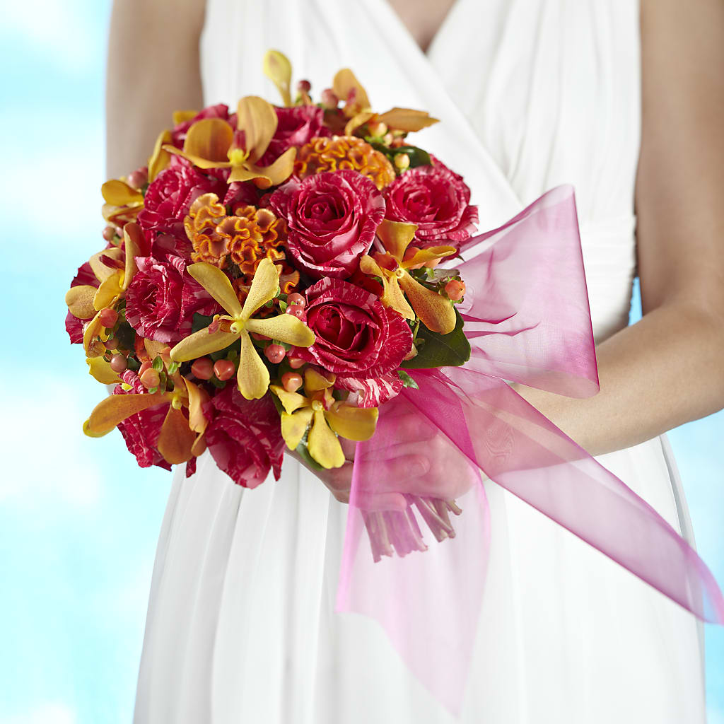 Brilliant Shades of Love Bouquet – T BEARS FLORIST & GIFTS, Columbus OH