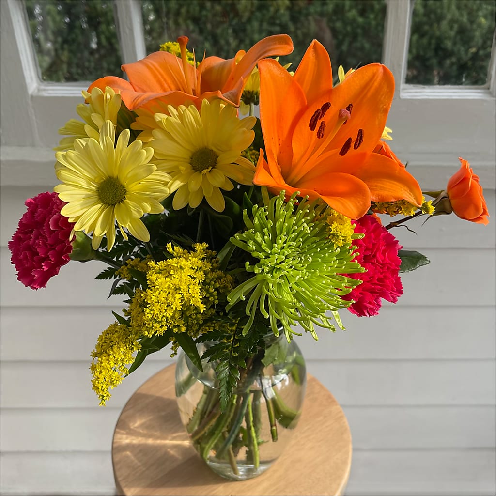 Bold & Bright – A Florist Original – T BEARS FLORIST & GIFTS, Columbus OH
