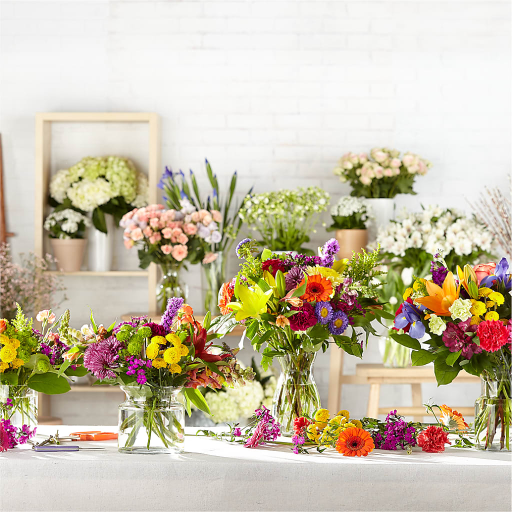Bold & Bright – A Florist Original – T BEARS FLORIST & GIFTS, Columbus OH