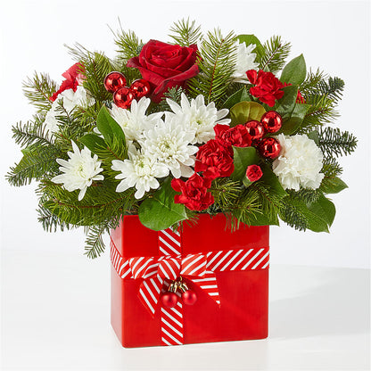 Presents Under the Tree Bouquet – T BEARS FLORIST & GIFTS, Columbus OH