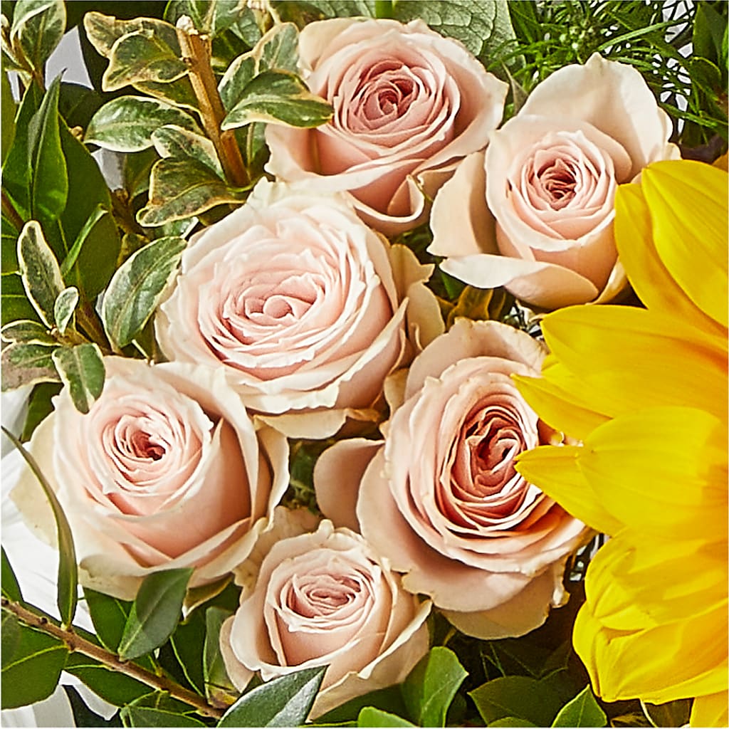 The Good Life Bouquet – T BEARS FLORIST & GIFTS, Columbus OH