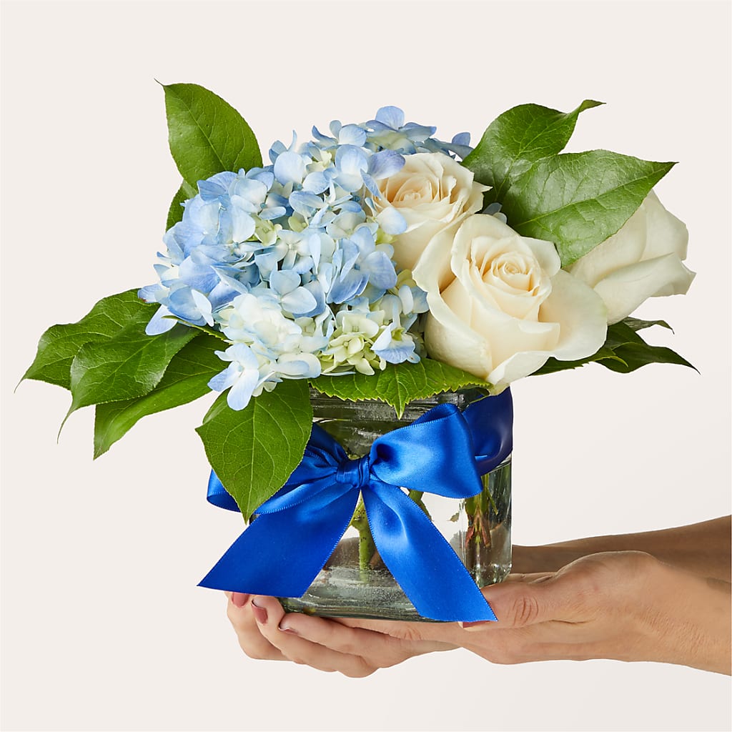 Sky Blue Delight Bouquet – T BEARS FLORIST & GIFTS, Columbus OH