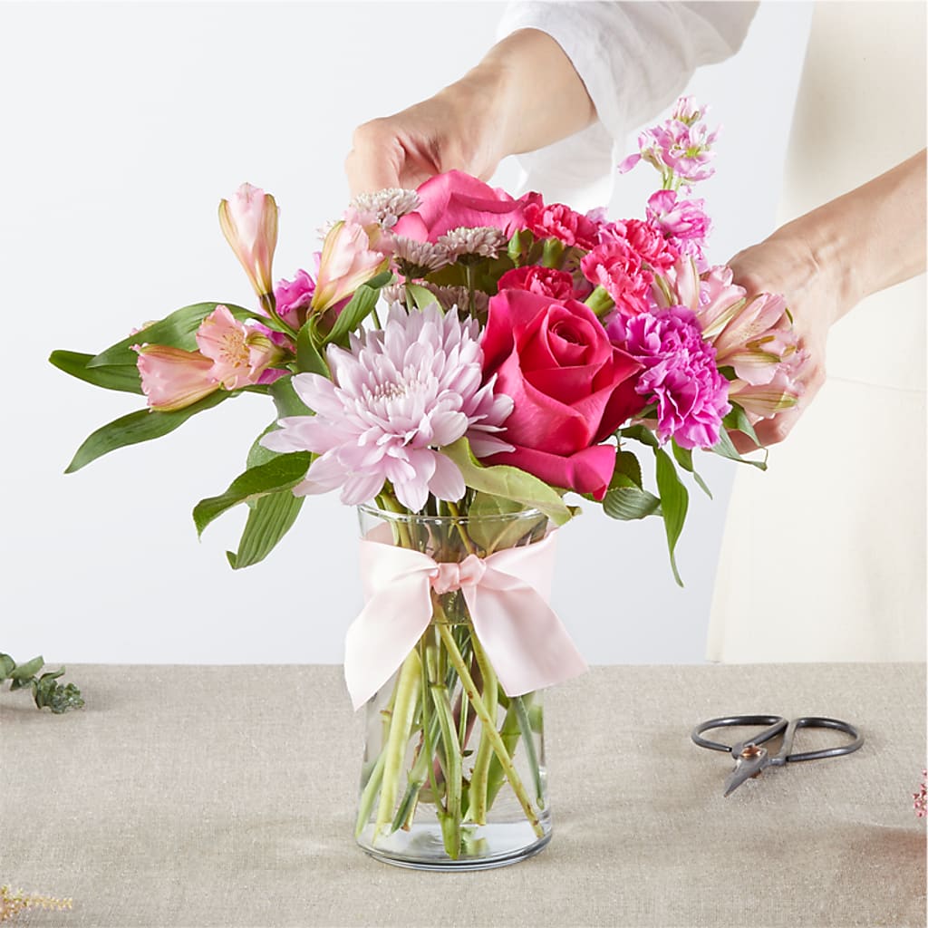 Pink Ribbon - A Florist Original – T BEARS FLORIST & GIFTS, Columbus OH