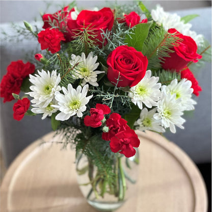 Seasonal Magic Bouquet – T BEARS FLORIST & GIFTS, Columbus OH