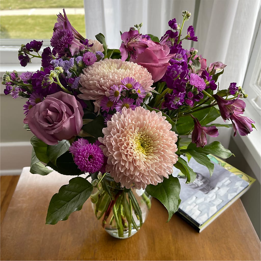 Ultraviolet Bouquet – T BEARS FLORIST & GIFTS, Columbus OH
