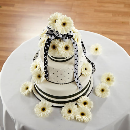 Simple Sophistication Cake Décor – T BEARS FLORIST & GIFTS, Columbus OH